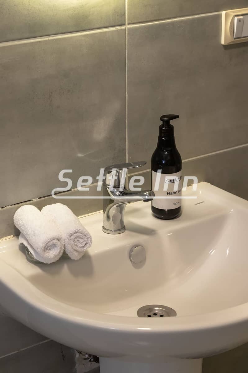 14 cfb52c41-4240-4915-8f42-95b74e9d4fc7. jpeg