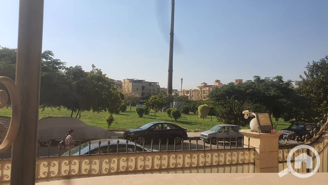 4 WhatsApp Image 2025-10-27 at 16.20. 30_715f8728. jpg