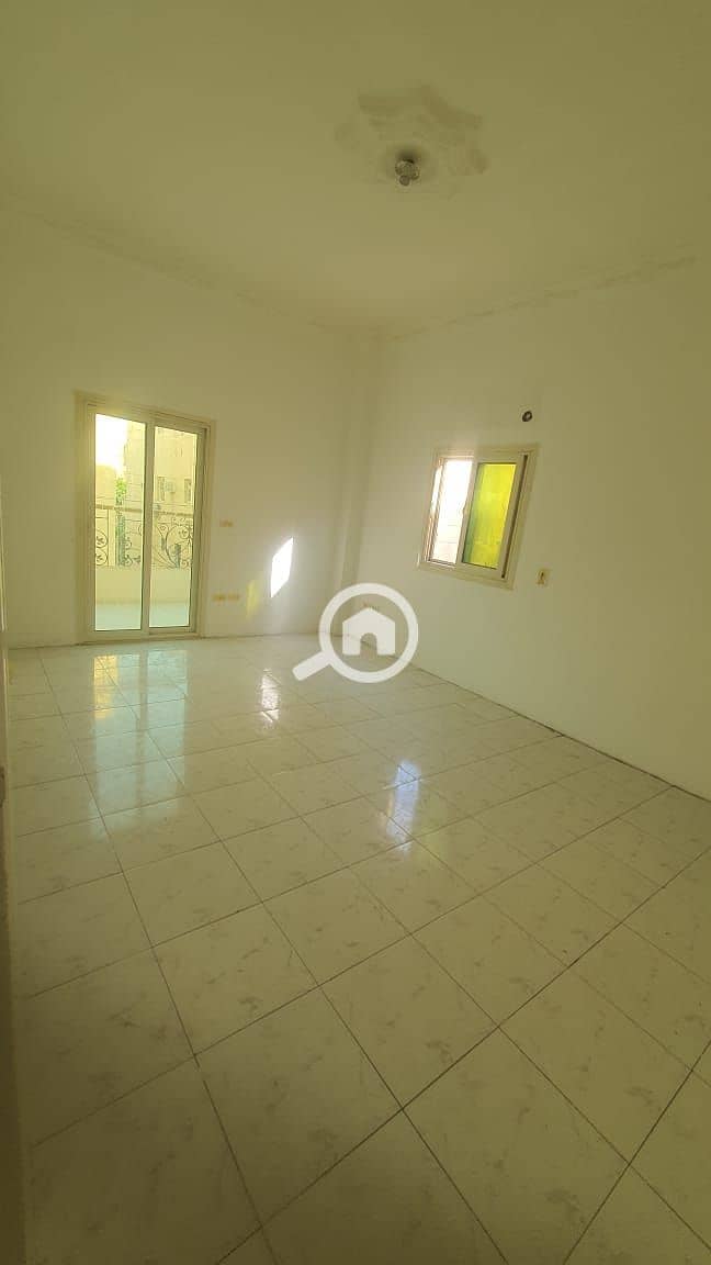 5 WhatsApp Image 2025-10-27 at 16.20. 31_5d4aaed9. jpg