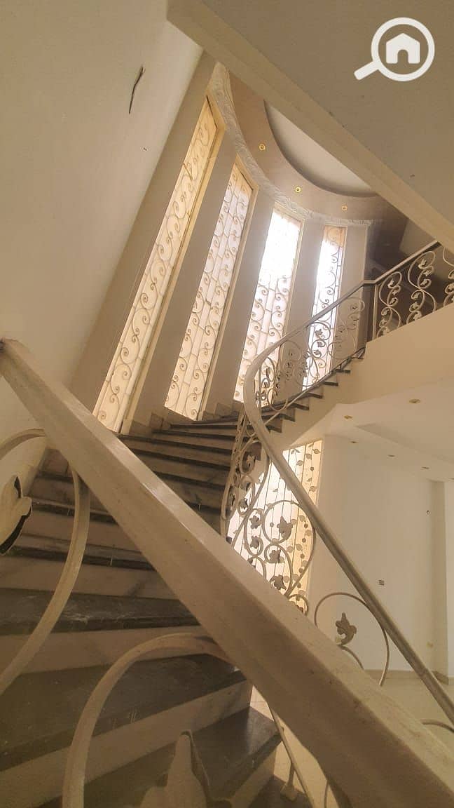 6 WhatsApp Image 2025-10-27 at 16.20. 31_b22a5e4a. jpg