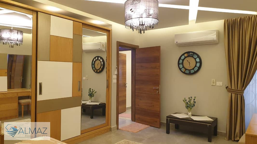 4 WhatsApp Image 2025-11-01 at 4.56. 29 PM. jpeg