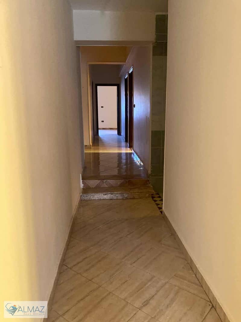 5 WhatsApp Image 2025-10-02 at 3.43. 45 PM. jpeg