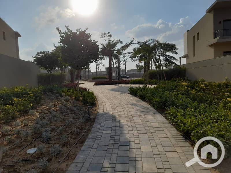 11 WhatsApp Image 2025-04-10 at 11.20. 41 PM (2). jpeg