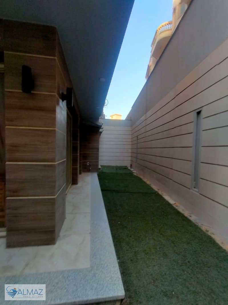 4 WhatsApp Image 2025-10-02 at 1.21. 58 PM. jpeg