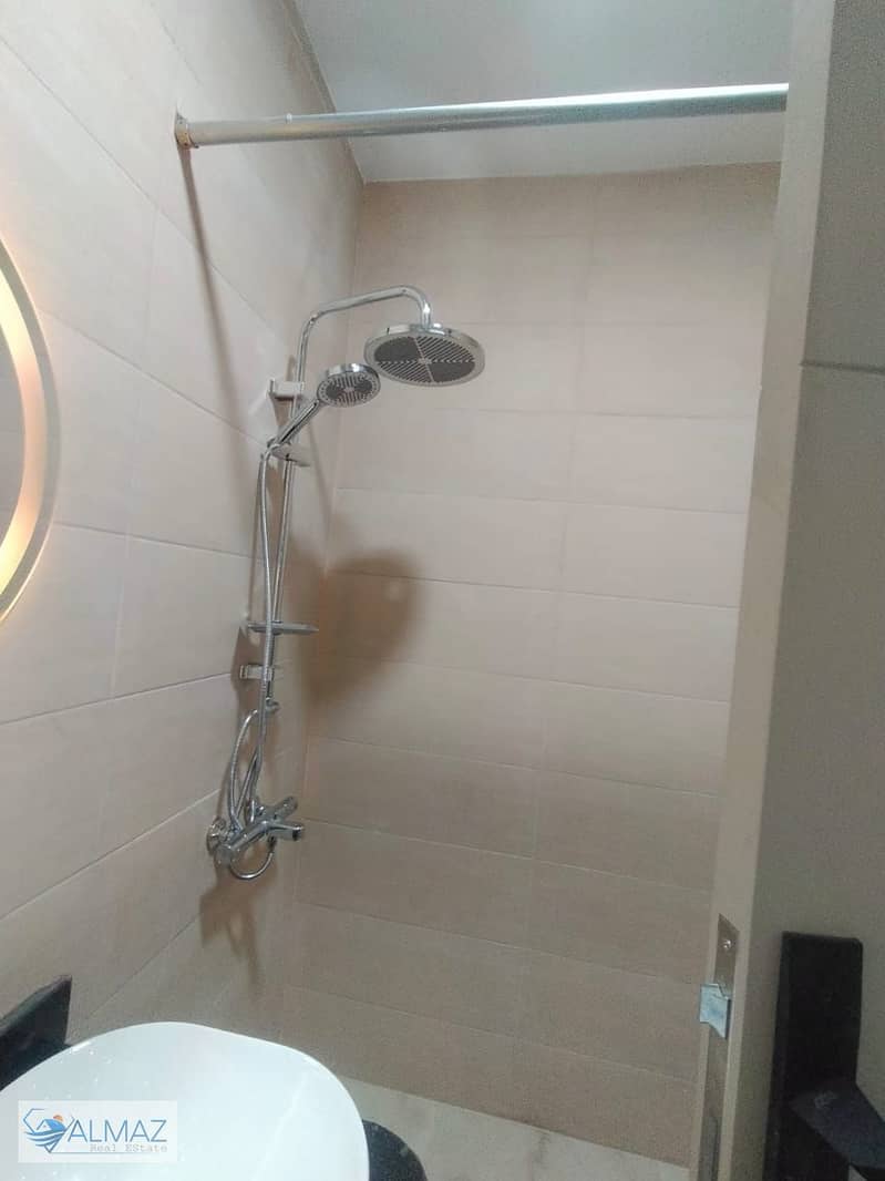 19 WhatsApp Image 2025-10-02 at 1.22. 01 PM (1). jpeg