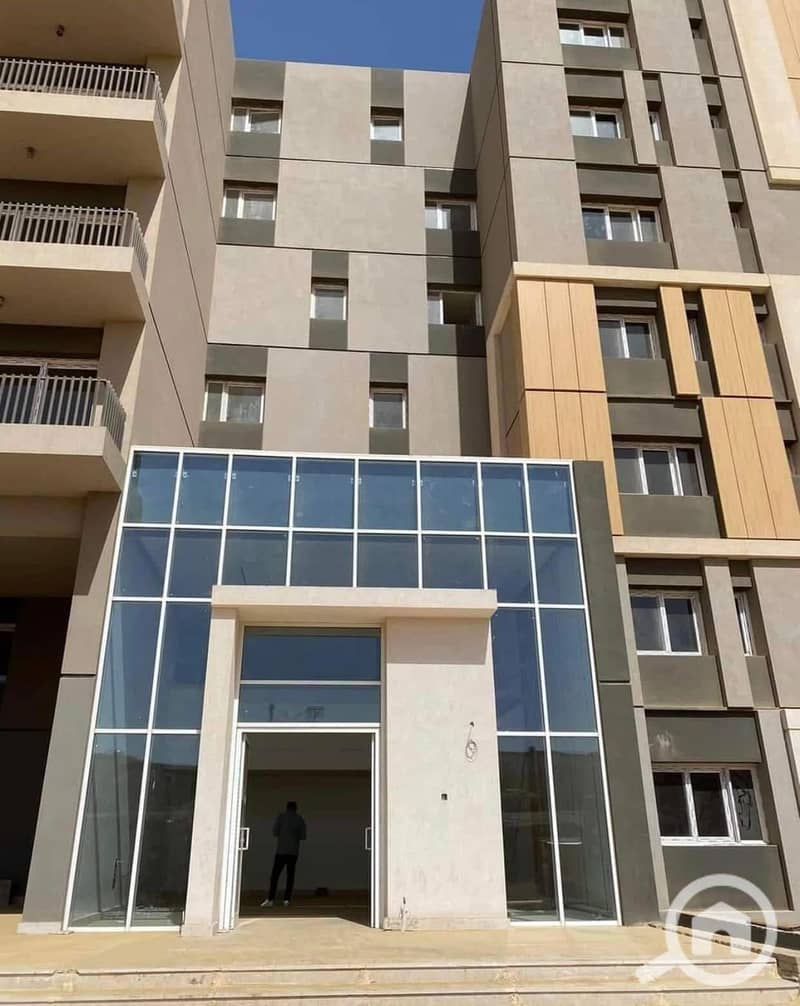 2 WhatsApp Image 2025-04-17 at 12.21. 38 AM (1). jpeg