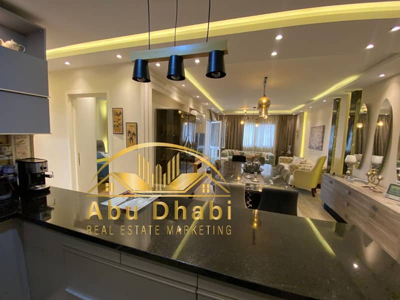 7 5b10892c-2d28-4f3e-b875-9babb3c2edd2. jpg