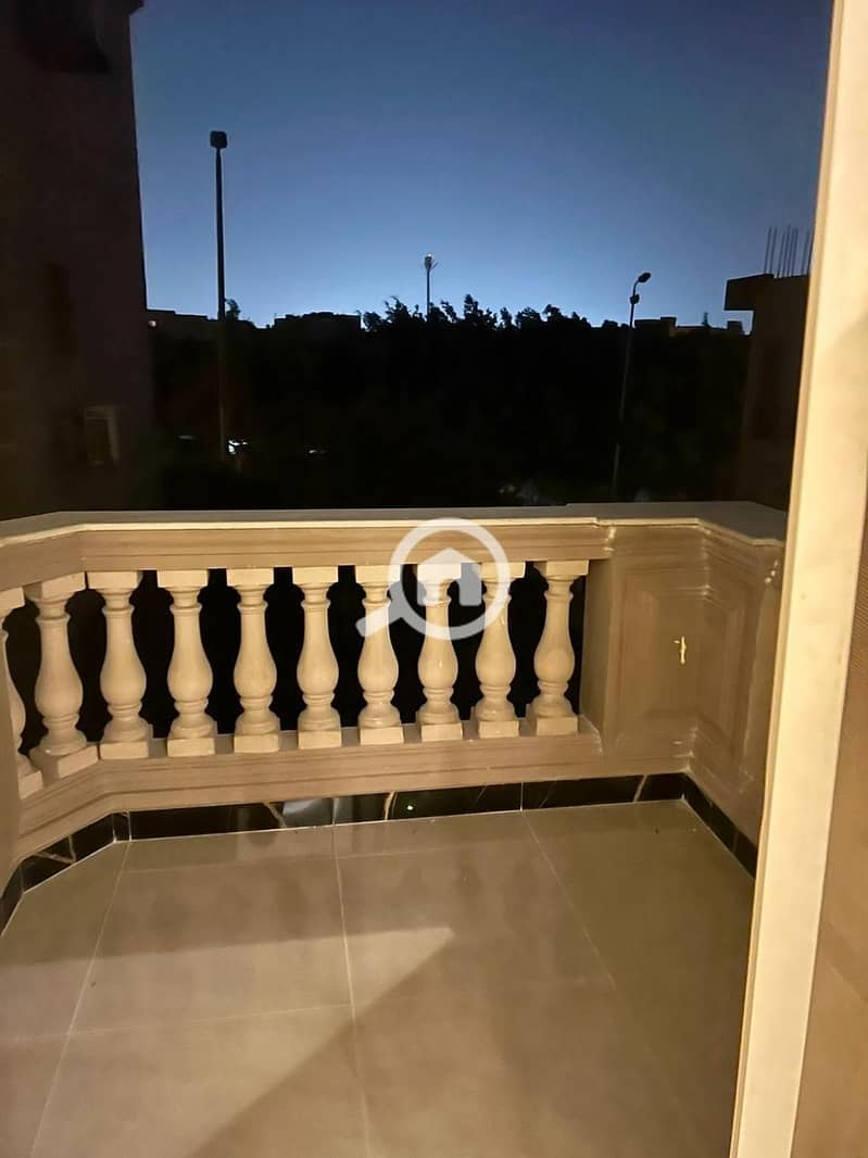 24 WhatsApp Image 2024-10-01 at 9.27. 07 PM (2). jpeg