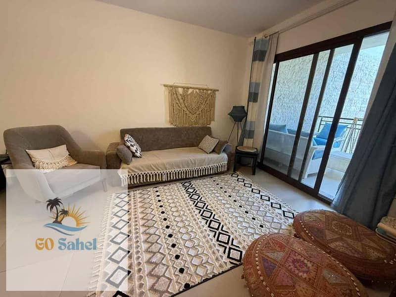 4 a78dd8cf-cf62-45c8-81da-9d02d79d2dbf. jpg