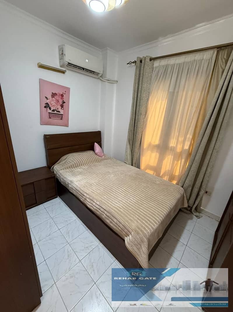 4 2ac29914-82e1-4473-96c2-6a0093b48af0. jpg