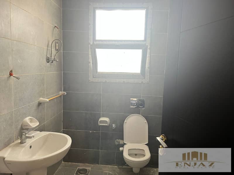 9 c48b6008-981a-4173-96e8-9ec5177a63e5. jpg