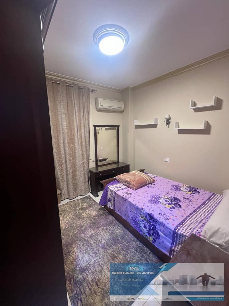 8 3e7b5558-b495-4da4-8582-f6cf30ab9152. jpg