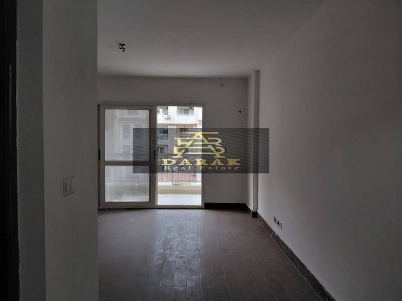 8 e80adf31-b505-478a-a934-f60ba743c926. jpg