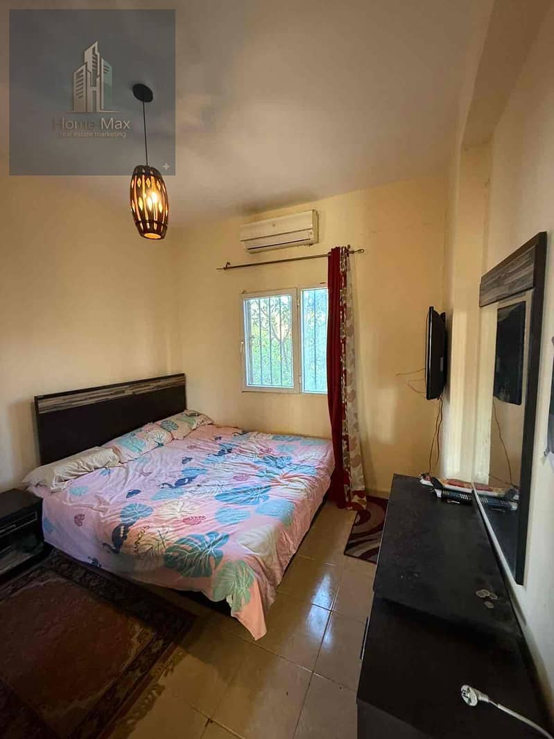 4 ad76aa25-0c38-46f3-a672-88b92d58e29b. jpg