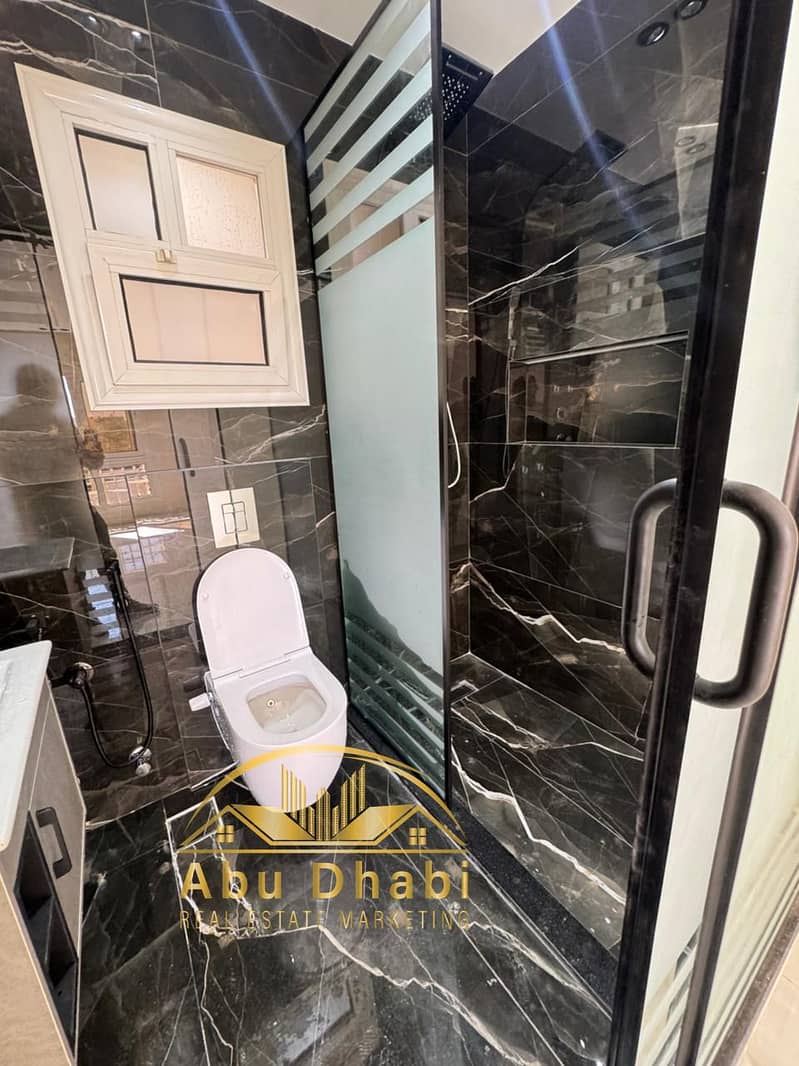 11 4a2dc737-2f60-4d09-868a-4ac988e10233. jpg