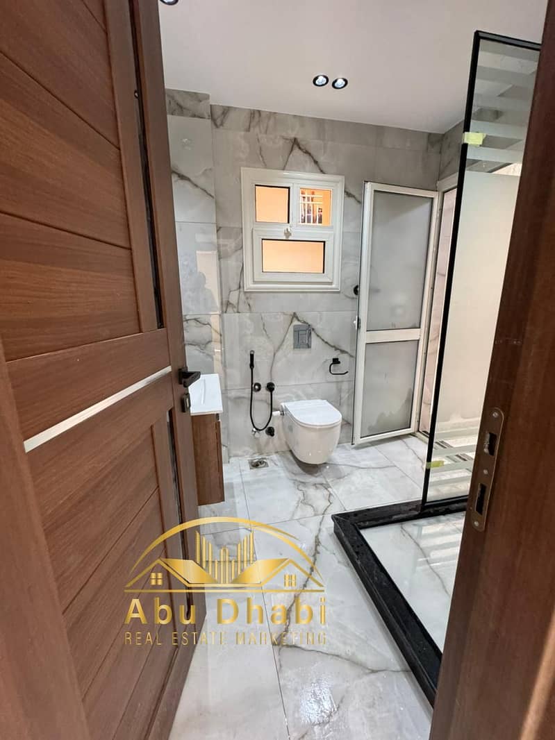 15 e1c5b70e-ab6d-47dd-8122-9a31140d2ae1. jpg