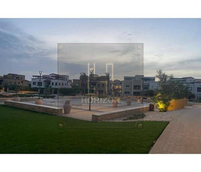 11 8170782-3ed02o. jpg