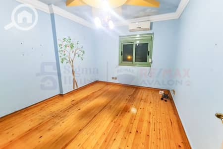 فلیٹ 3 غرف نوم للبيع في سموحة، الإسكندرية - 2. jpg