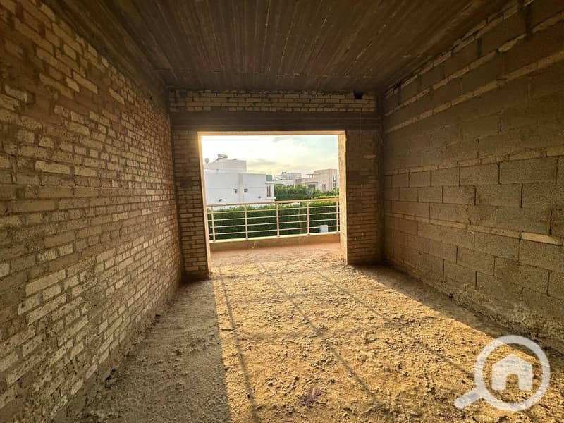 5 WhatsApp Image 2025-10-31 at 19.40. 37 (3). jpeg