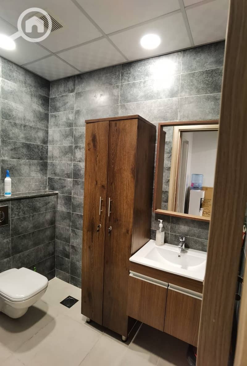 4 WhatsApp Image 2025-10-16 at 3.09. 13 PM. jpeg