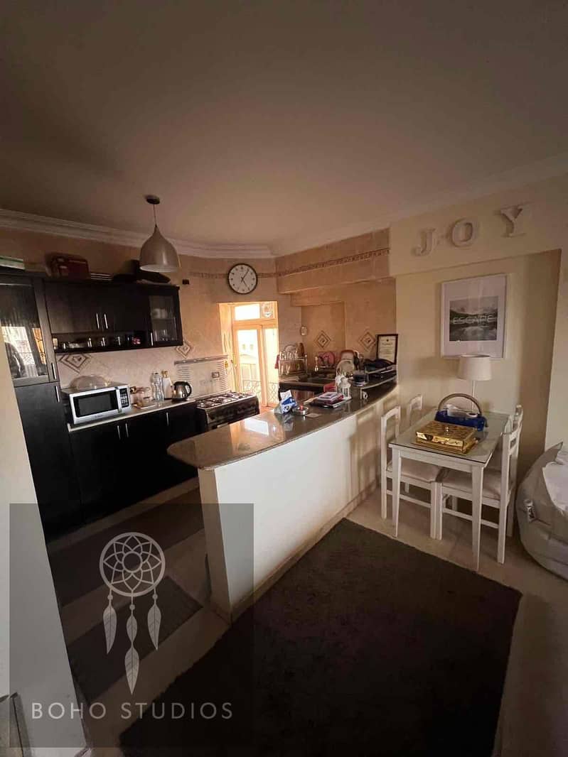 4 0a4b61ad-2939-431d-be62-3137256fb737. jpg