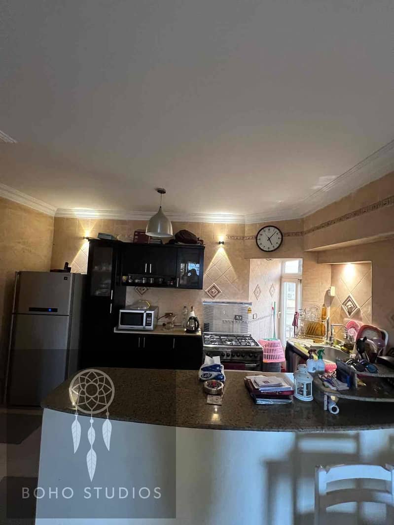 16 d2505b3e-e18d-493a-a779-a669c9fd4ccf. jpg