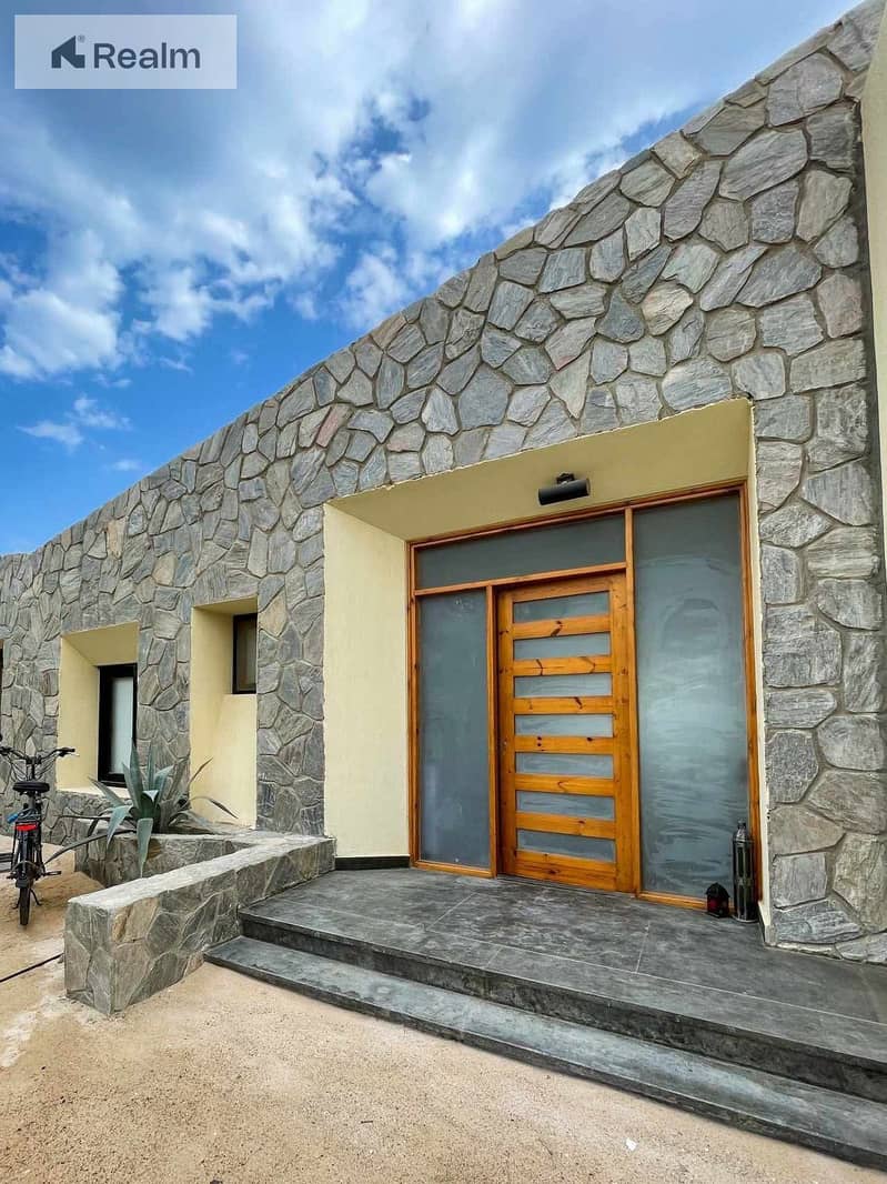 10 490652855_1422592335843917_4956457934284077442_n. jpg