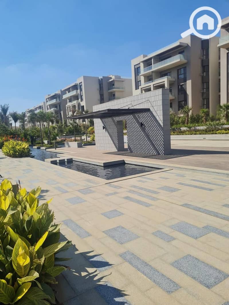 7 b8cf6692-7ecb-4b5c-b75c-ba4688d8f04e. jpg