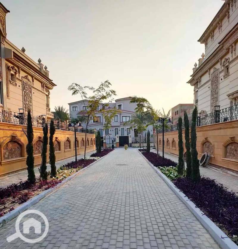 16 e23a1ddd-192e-4ae0-844a-64e8d5322922. jpg