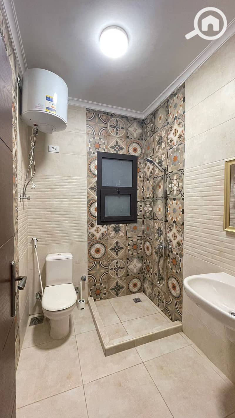 6 WhatsApp Image 2025-09-24 at 3.23. 08 PM (1). jpeg