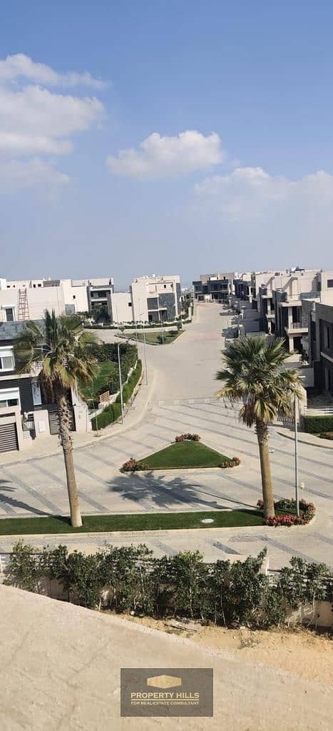 24 97bad4ce-4669-4b8b-8abb-414e343fbeb7. jpg