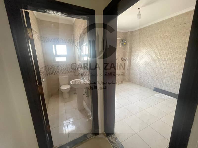 10 WhatsApp Image 2025-11-02 at 12.34. 41_86b733f4. jpg