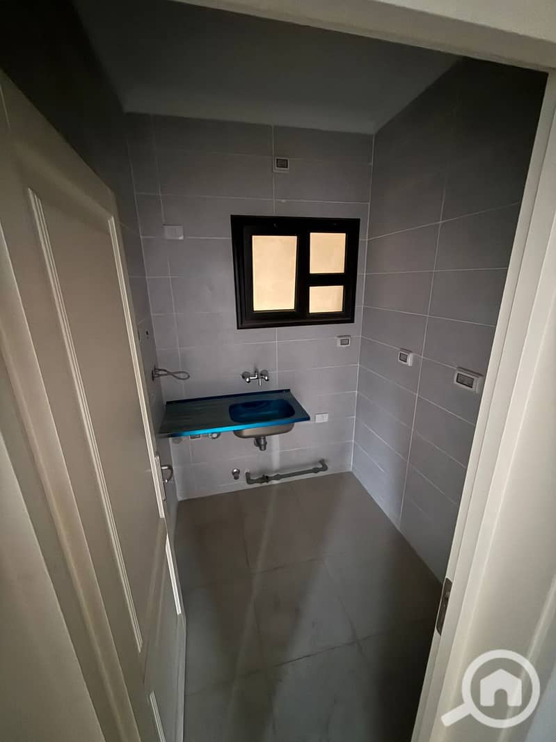 5 WhatsApp Image 2025-11-01 at 5.52. 52 PM (1). jpeg