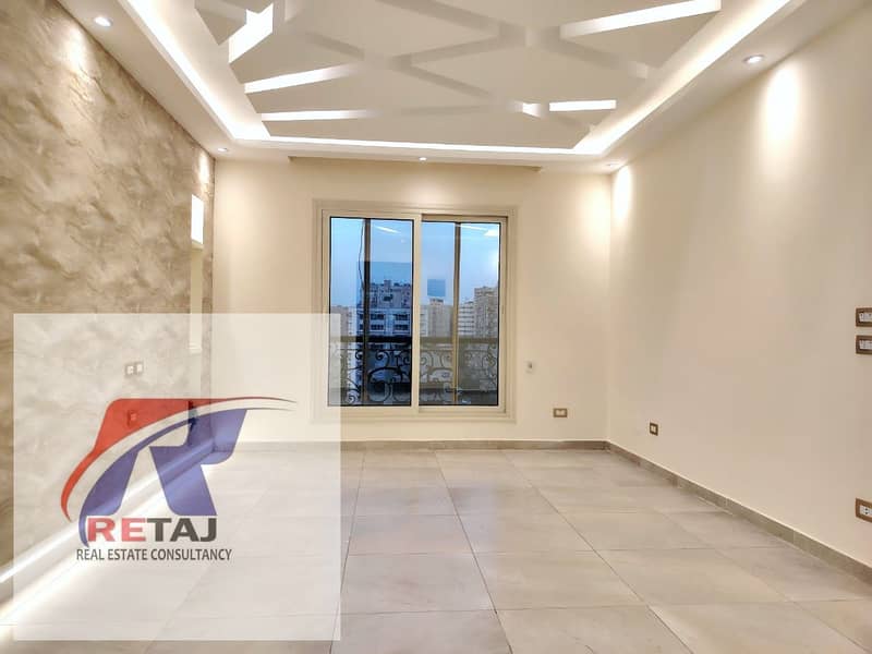 4 WhatsApp Image 2025-10-29 at 18.38. 59 (1). jpeg