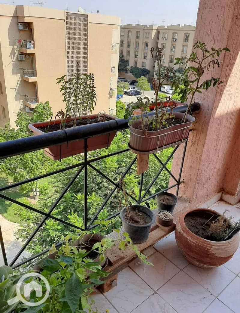 ee0b1114-b723-48a5-8e4c-d2b8abe70e57. jpg