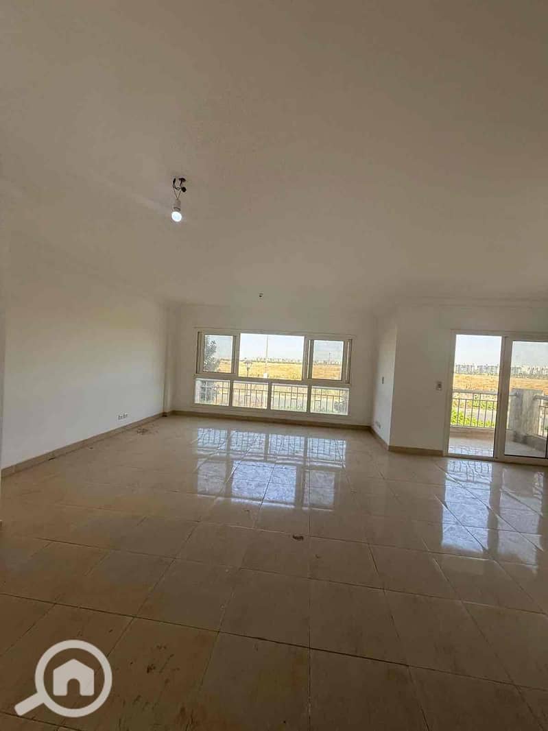 5 59cf259b-08ea-4795-ade0-2e970514b2ea. jpg