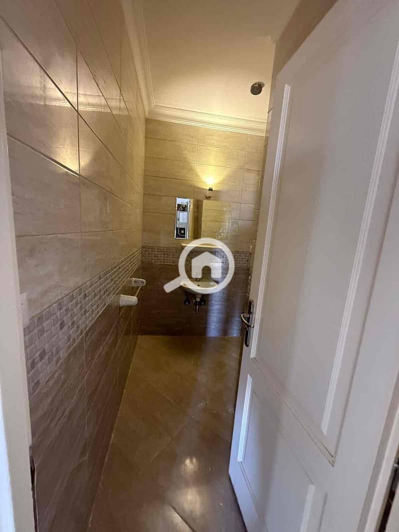 7 743ba0d4-975b-41f7-816d-fb18fa3a8e63. jpg