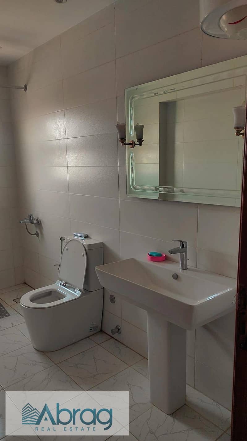 15 WhatsApp Image 2025-10-30 at 17.37. 48_d055c8bb. jpg