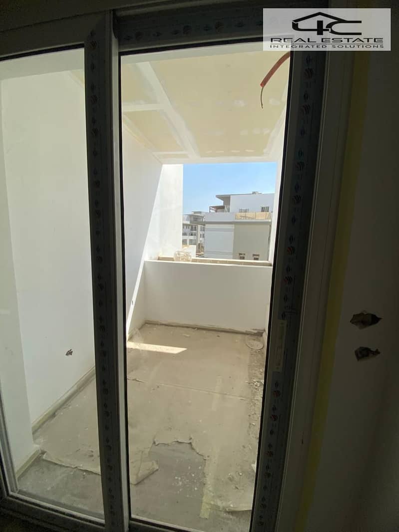 7 WhatsApp Image 2025-11-01 at 21.57. 57. jpeg