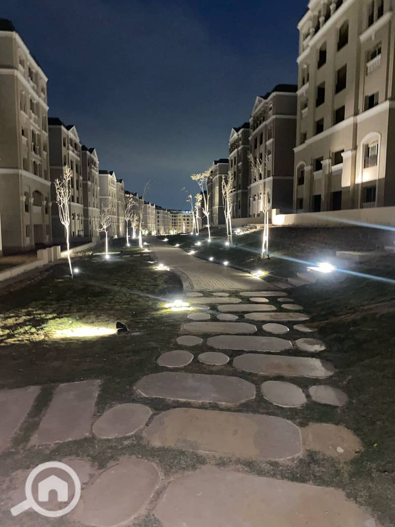 2 8d7aa9d8-e040-4853-993b-364021bbc2ff. jpeg