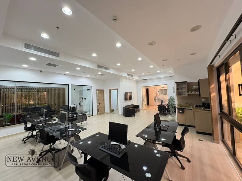 4 WhatsApp Image 2025-10-21 at 5.03. 37 PM. jpeg