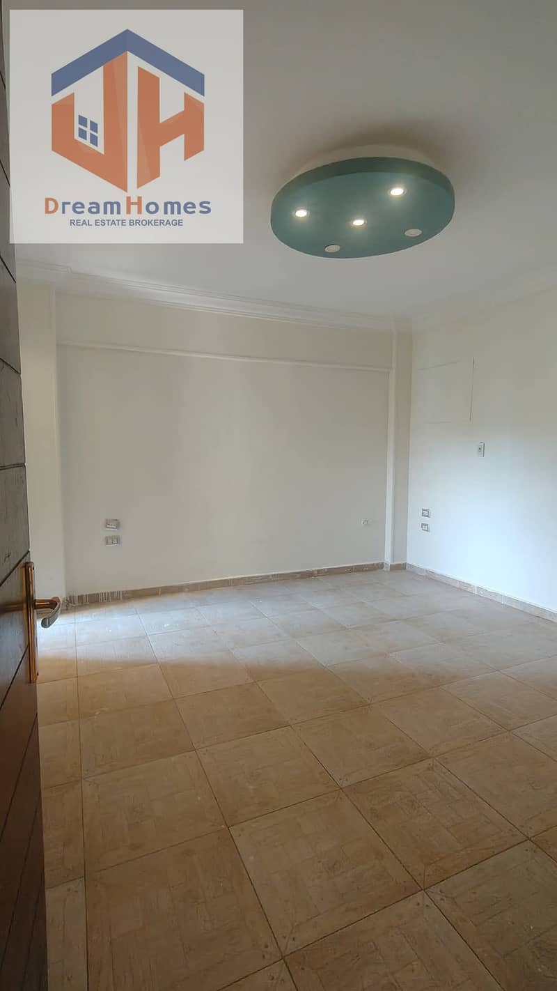 4 WhatsApp Image 2025-11-02 at 12.45. 17 PM (2). jpeg