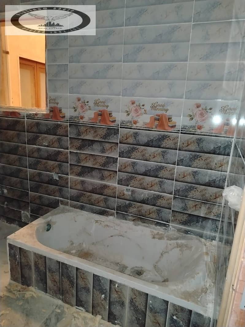 14 161c71e5-336a-4c6d-822b-0014e5641092. jpg