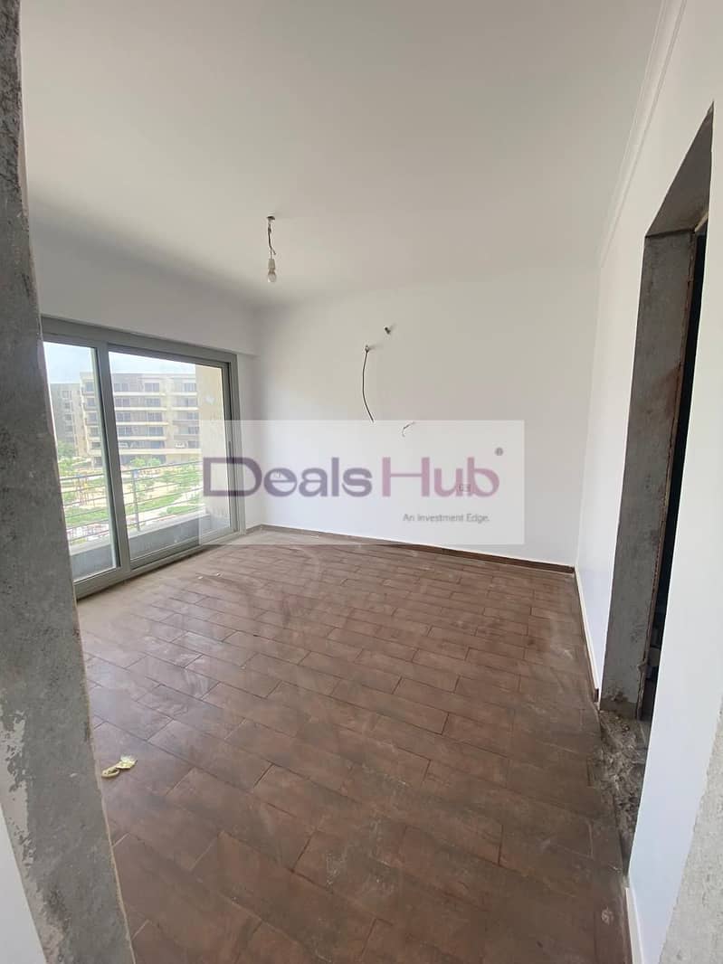 6 e91350ec-56b7-4e49-a05f-e543a80bc957. jpg