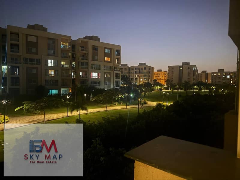 2 e82e72d3-b121-479d-a43a-9b9581117e9a. jpeg