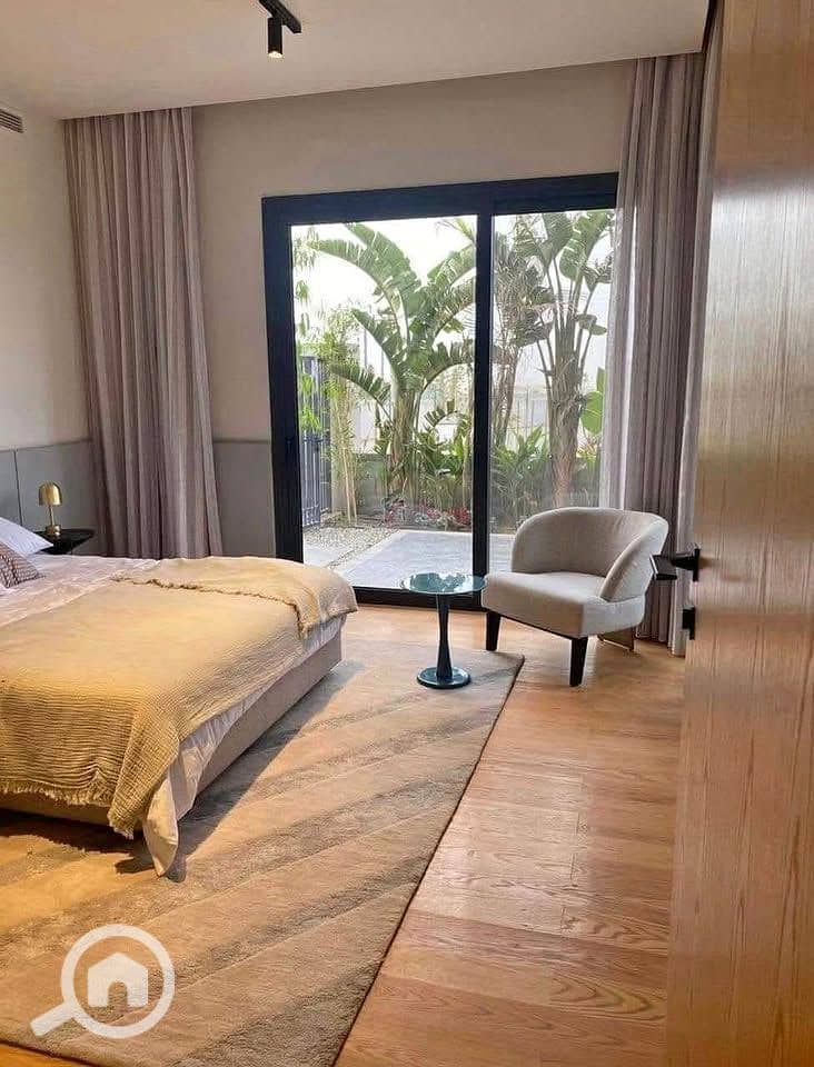 7 715f7801-41f4-46a4-8732-d4a72ff023ac. jpg