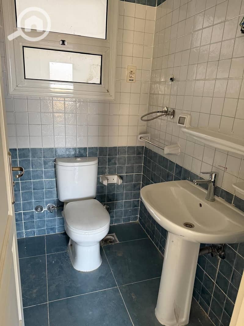 11 WhatsApp Image 2025-11-02 at 11.52. 06 AM (4). jpeg