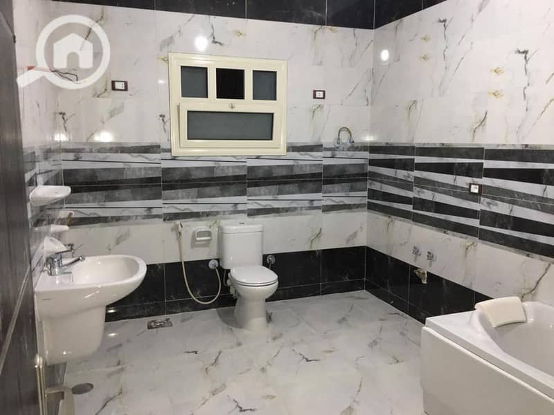 5 WhatsApp Image 2025-11-02 at 12.37. 41 PM. jpeg