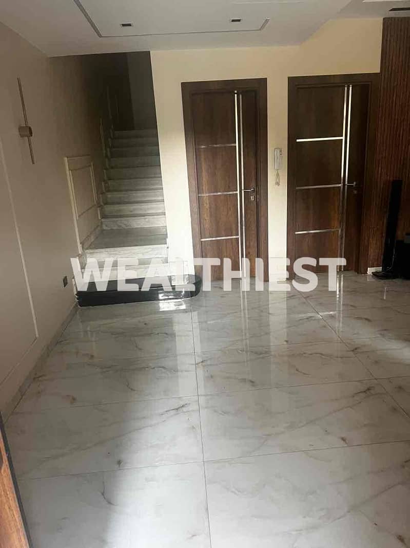 4 f90a71e7-2bf7-4a7a-8642-df93e81384de. jpg