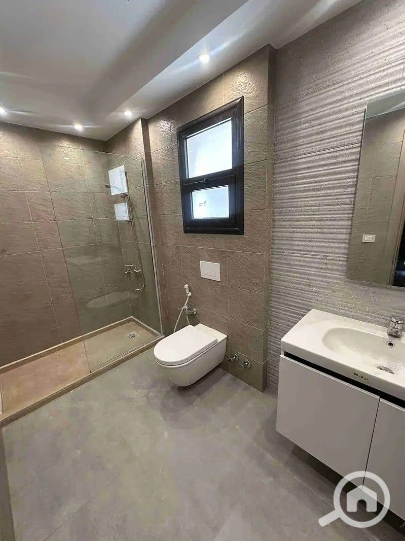 4 32699724-800x600. jpg